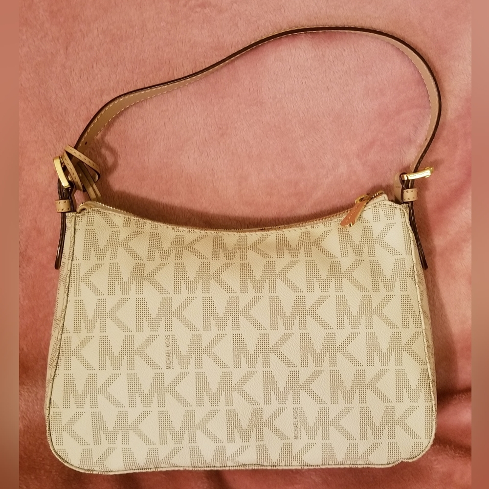 Michael Kors Hobo Bag - Picture 3 of 4